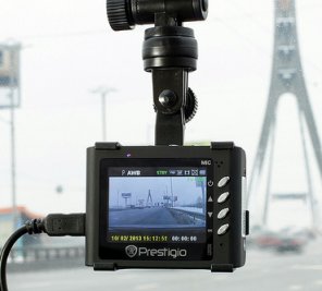 A dash cam really could save you hundreds of s