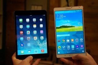 IPad mini and Samsung Galaxy